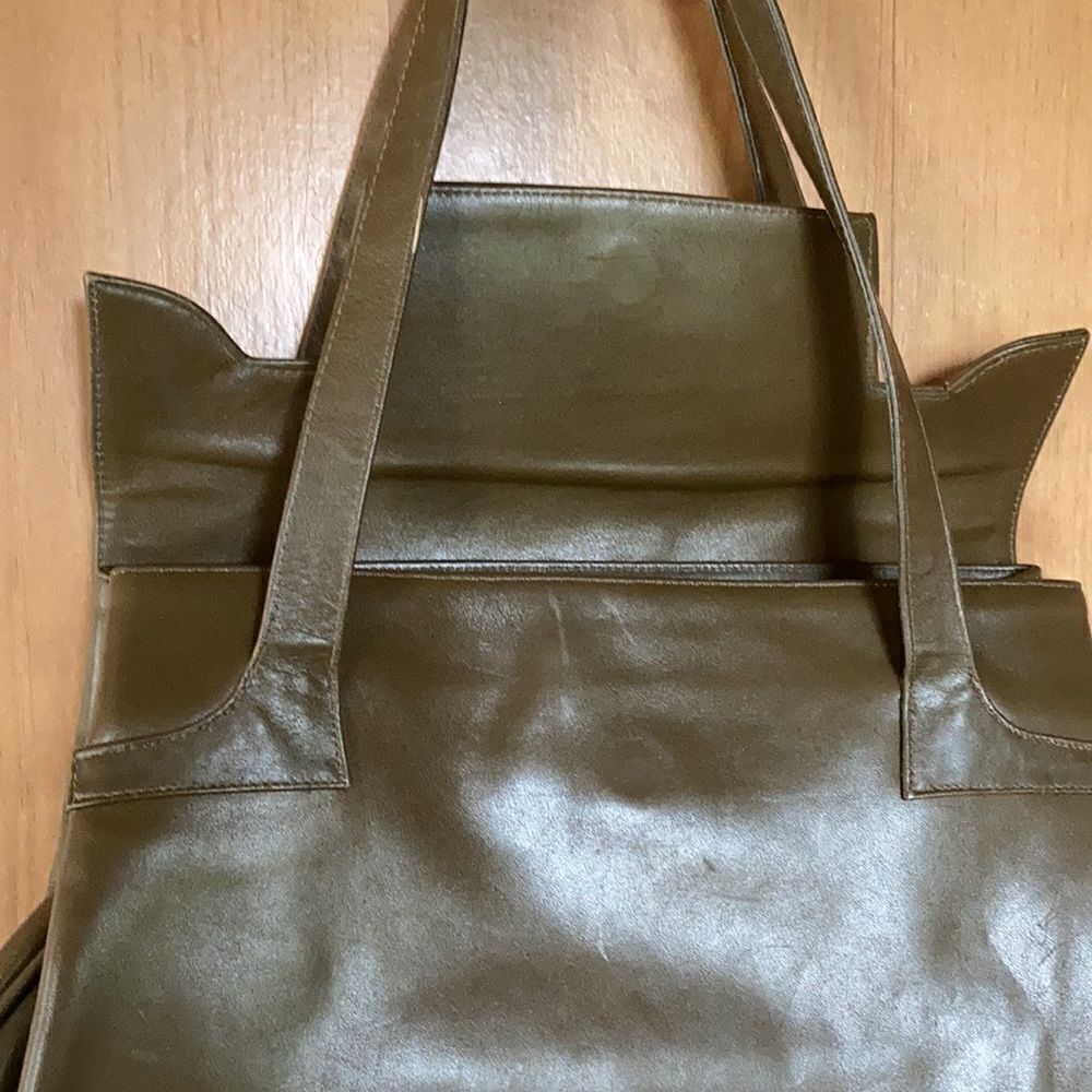 Matt Murphy Leather Handbag - Picture 7 of 7
